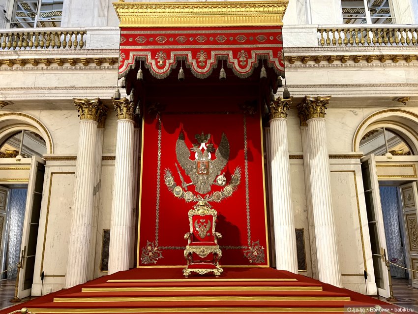 Прогулки по Питеру и Москве