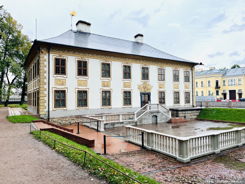 Прогулки по Питеру и Москве