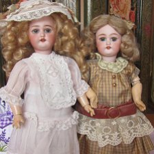 Малютки-сестрички  Simon Halbig 1079