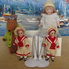 Приехали стенды. И смех, и грех