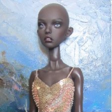 Поповишна принаряжается