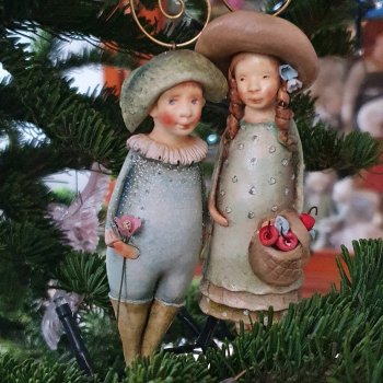 С Рождественского бала я привезла сказку