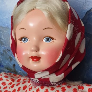 Еще одна совершенно новенькая куколка