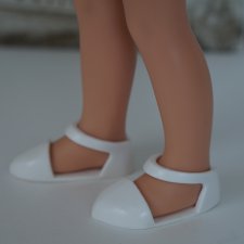 Обувь для Королле, Паола Рейна