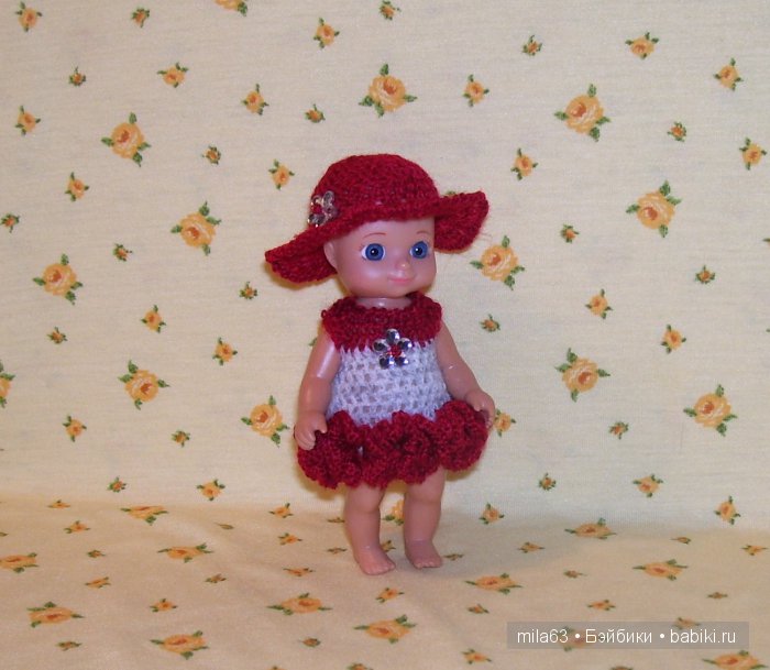 Вязаные платья для Шунечки и куколок Эви (фото 10)