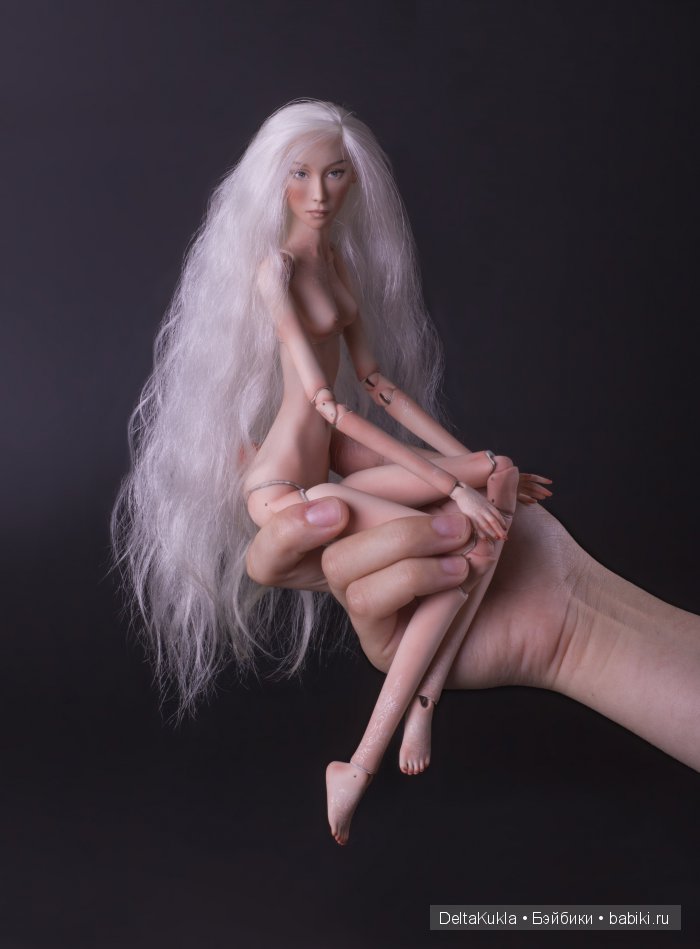 Зима. Фарфоровая шарнирная кукла (фото 5)