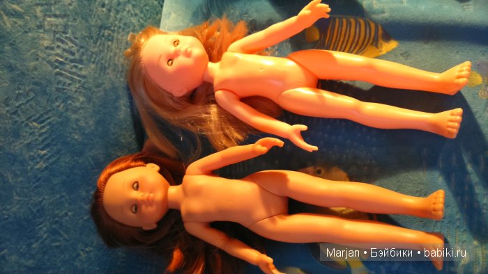 Вот с закрытии глазками. У аналога на пяточках слегка запятая пластмасса.