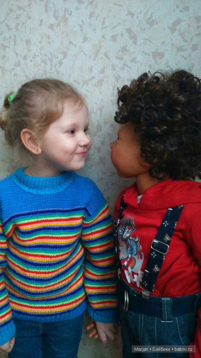 Маленькая страна, маленькая страна, кто мне подскажет, кто расскажет