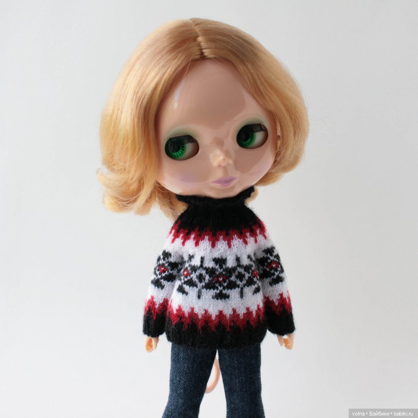 Свитер для Блайз. Автор UlianaDolls. Для этого свитера есть описание Свитер для Блайз. Автор UlianaDolls. Для этого свитера есть описание