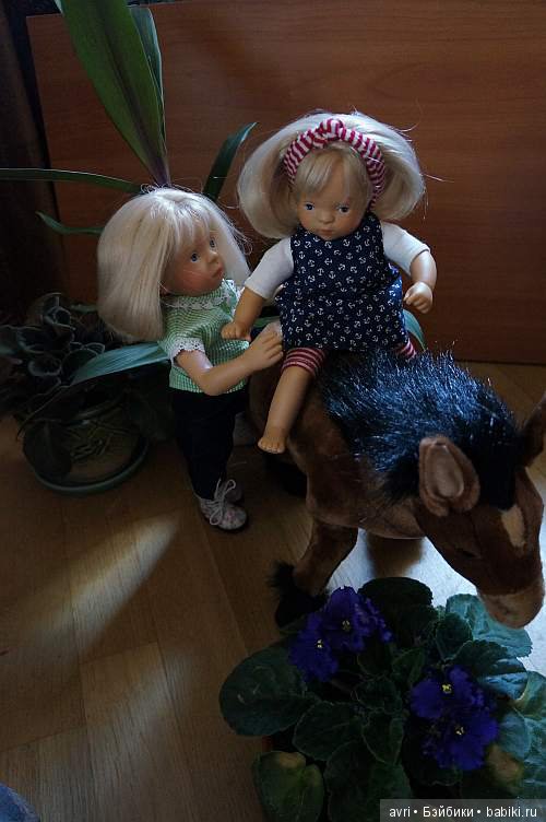 Мой разноцветный Белый шар. Часть 3. Две Берлин - две кукольные судьбы