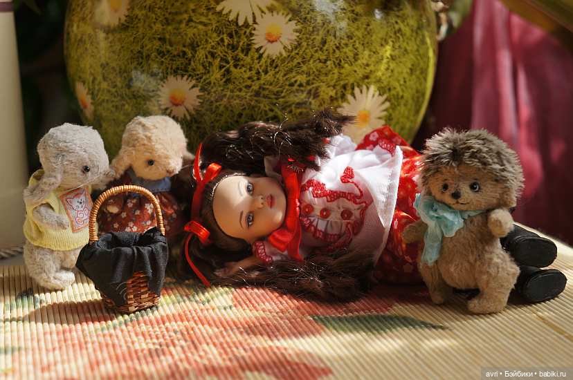 Фантазия на тему Красной шапочки. Часть 2. Kickits Robert Tonner in the Hood