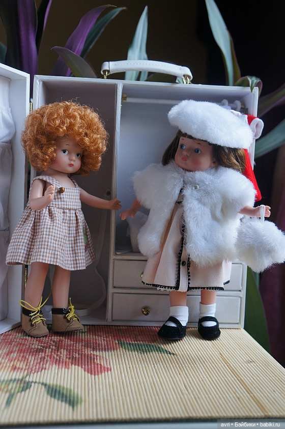 Встреча подруг в гардеробной Энни (фото 7)