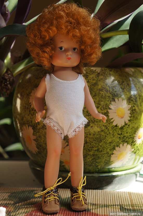 Встреча подруг в гардеробной Энни