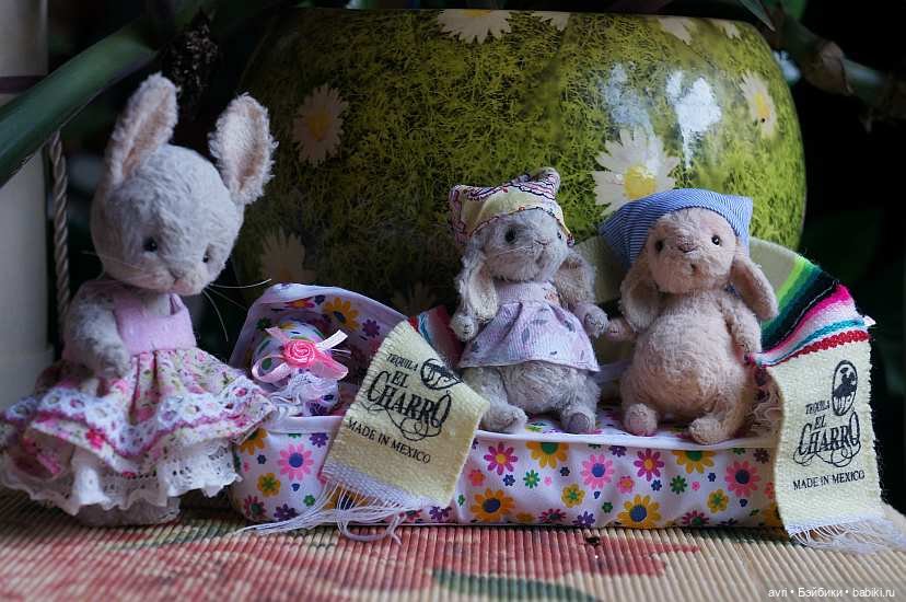 Время купания или Всему тебя надо учить.../ Авторская игрушка