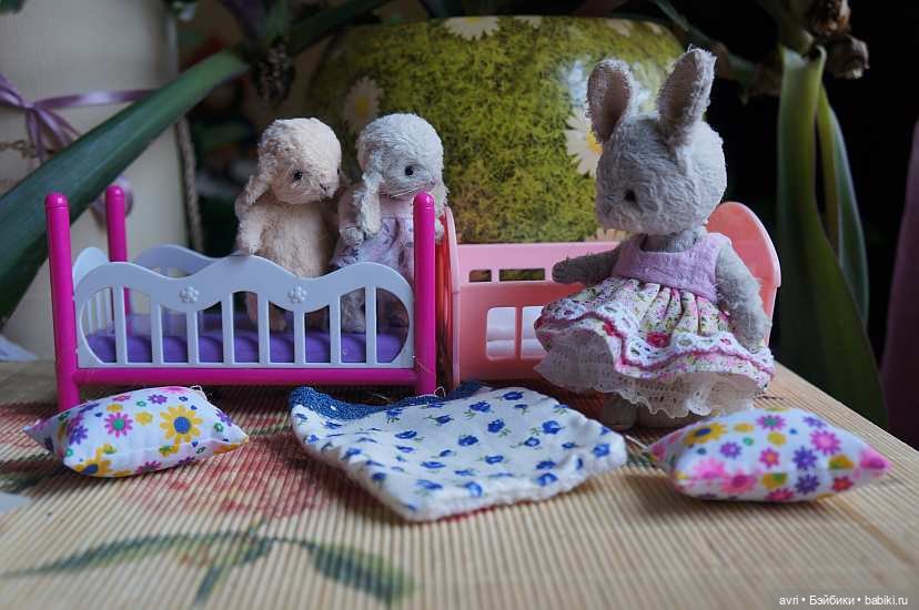 Проказы зайчат или Баталии тихого часа / Авторская игрушка (фото 4)