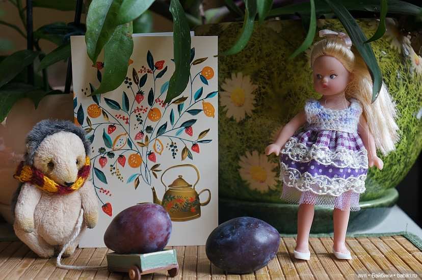 Дюймовочка в новом доме / Robert Tonner Effanbee "Wee Patsy Basic Blonde" 2007 (фото 3)