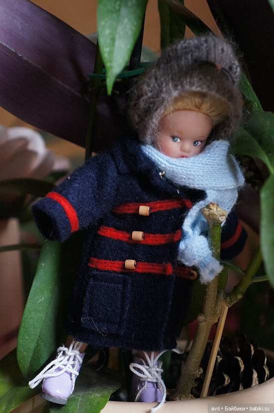 Дюймовочка уходит в лес и не возвращается в свой дом (фото 5)