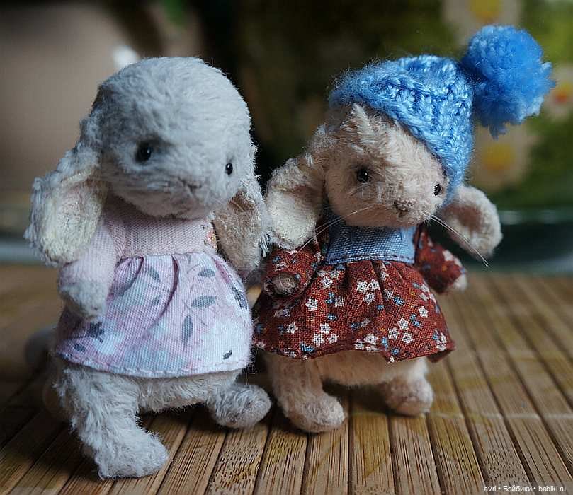 Леля спешит к Зосе / Авторская игрушка