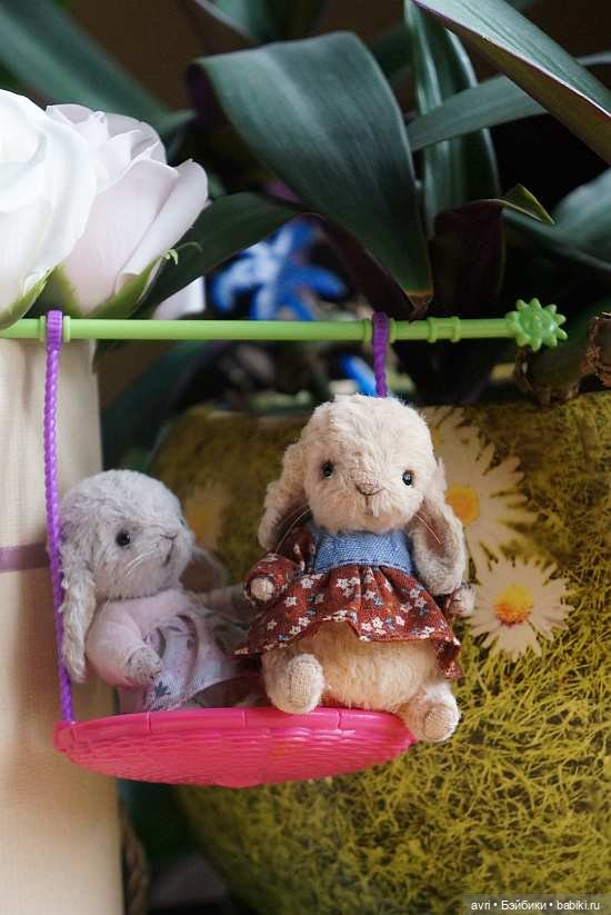 Леля спешит к Зосе / Авторская игрушка