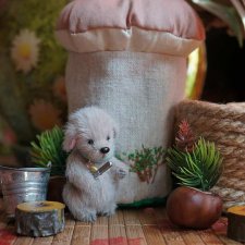 Маленький отважный Томми побеждает медведя /  Авторская игрушка