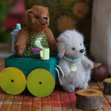 Томми спешит на помощь / Авторская игрушка