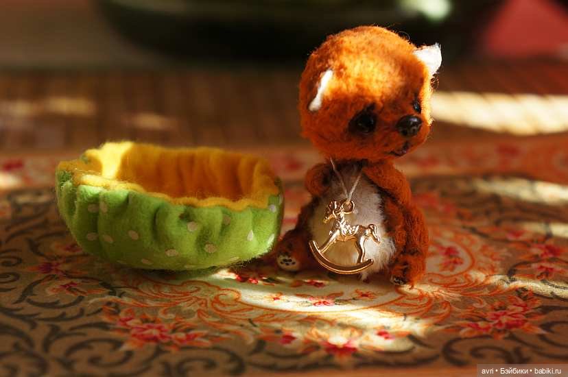 Чудесный мир миниатюрных зверят. Часть 3. Жираф, поросенок и мишка / Авторская игрушка (фото 9)