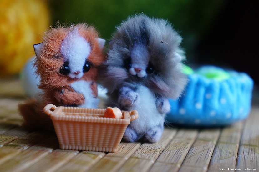 Чудесный мир миниатюрных зверят. Часть 2. Котята, щенки... и крокодил / Авторская игрушка (фото 8)