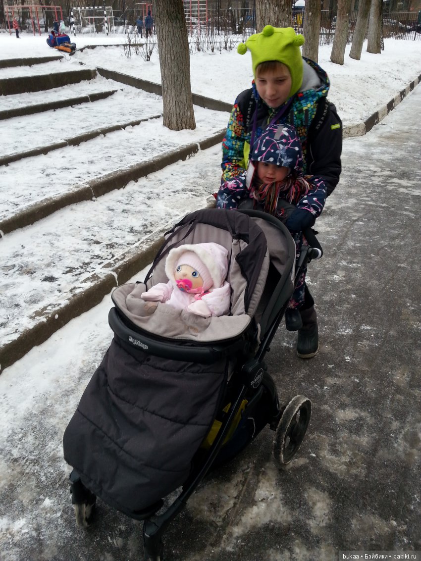 Малыши Rubens Barn на прогулке (фото 3)