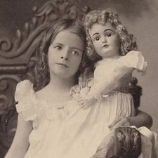 Дети с куклами