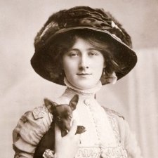 Молодые леди из прошлого