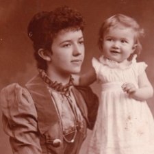 Старинные семейные фотографии