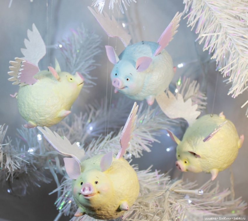 МК Крылатые Свинки из папье-машее