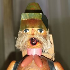 Винтажная фигурка Erzgebirgische Volkskunst, дровосек