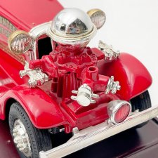 Коллекционная модель 1922 Ahrens-Fox R-K-4 1:32 – ретро пожарный автомобиль
