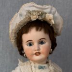 Mon Cheri L.P. Paris 10. Редкая французская антикварная кукла с механизмом ходьбы