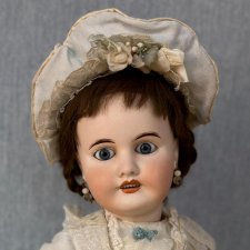 Mon Cheri L.P. Paris 10. Редкая французская антикварная кукла с механизмом ходьбы