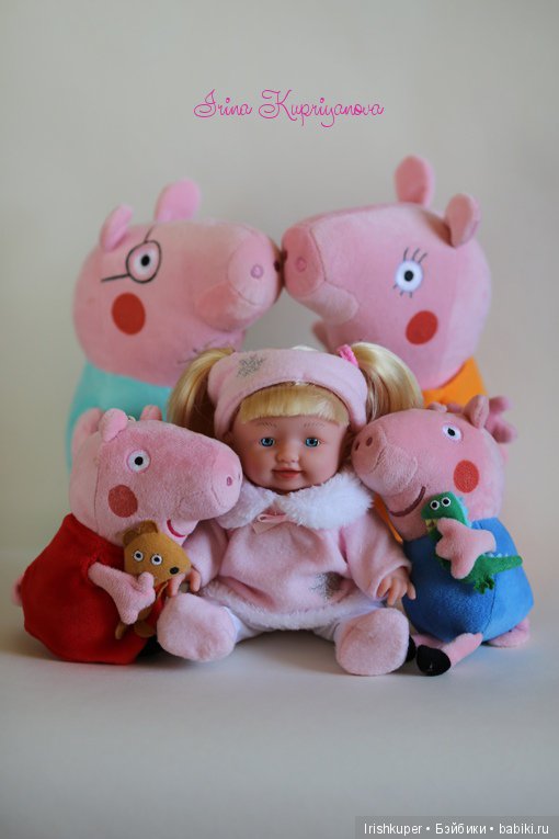 Кукла интерактивная Карапуз и Свинки (топик в розовых тонах)