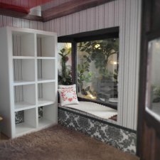 У нас переезд, смена кукольного домика