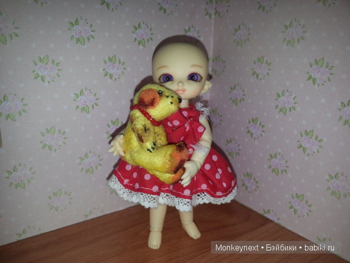 С подарочками)))