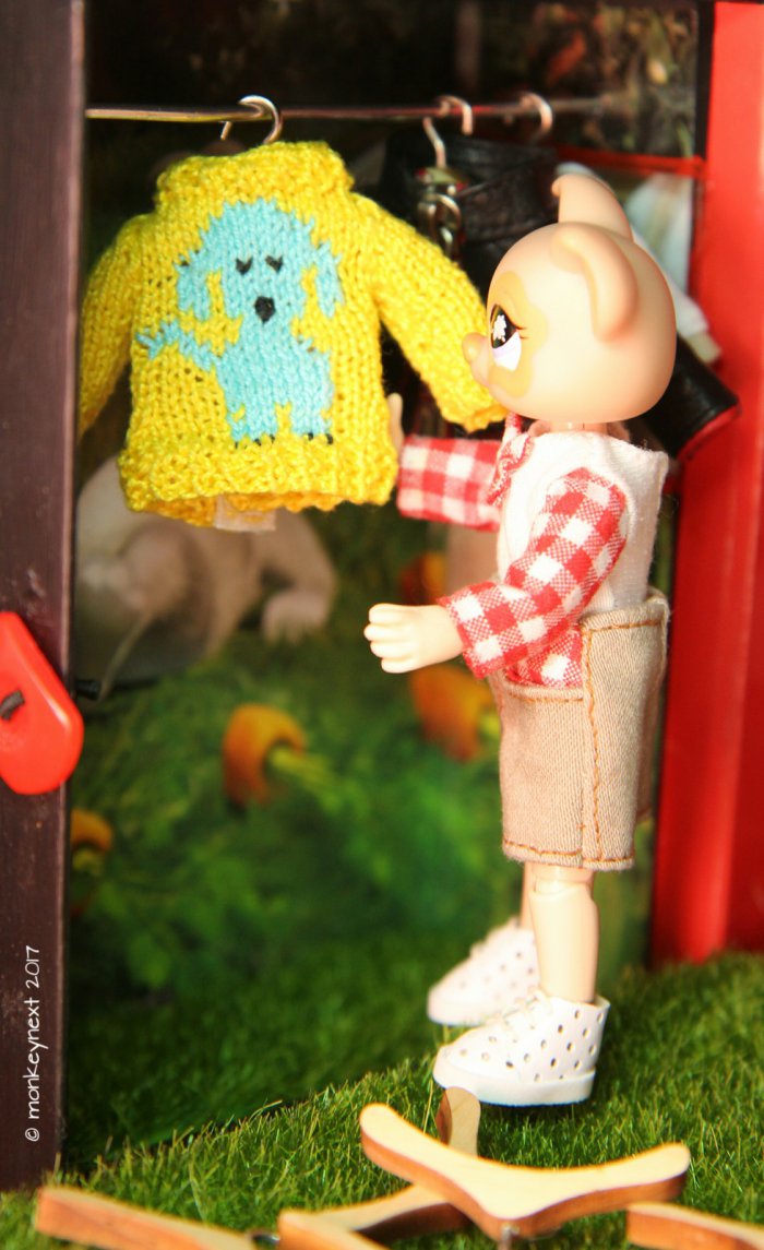 Переносной гардероб для Венечки. Часть 2