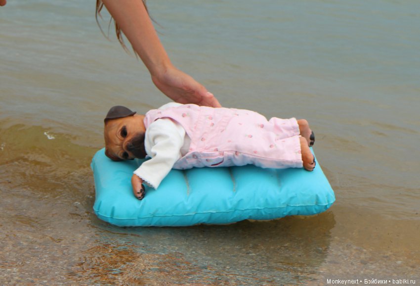 Кимико вернулась с поездки на море