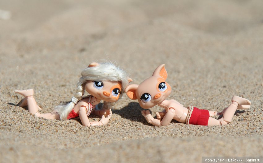 Варя и Веня вернулись с поездки на море