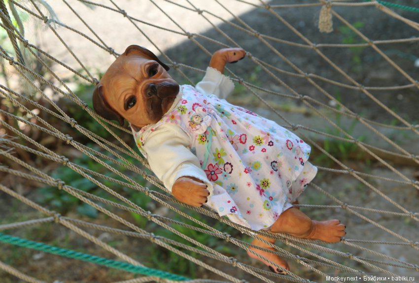 Кимико вернулась с поездки на море