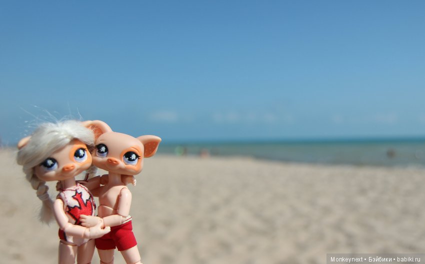 Варя и Веня вернулись с поездки на море