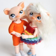 Варя и Веня вернулись с поездки на море