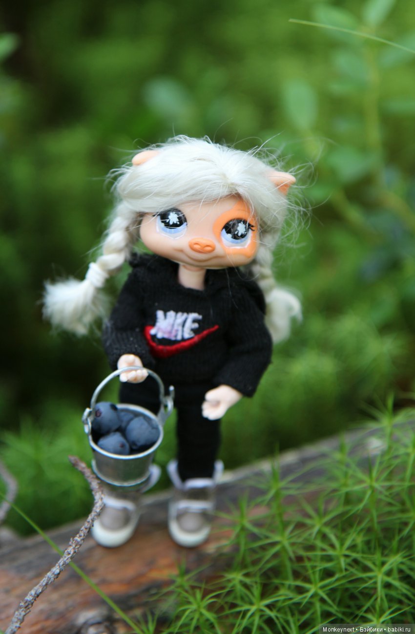 На даче. Часть 3. Веня, Варя делают запасы на зиму