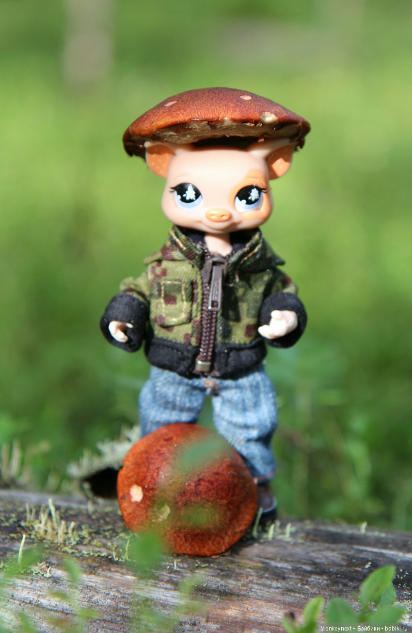 На даче. Часть 3. Веня, Варя делают запасы на зиму