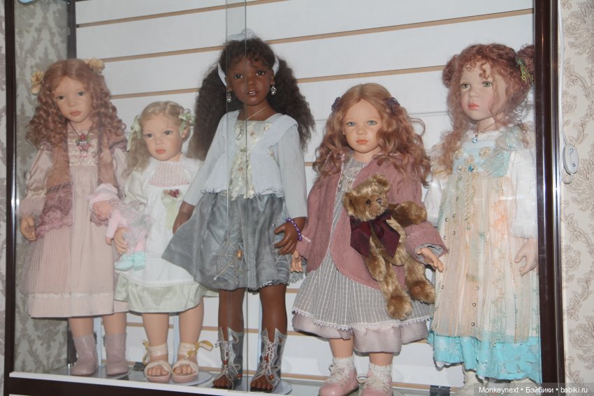 Моя витрина | Бэйбики Моя витрина — Домашние коллекции кукол: фото собраний (фото 3)
