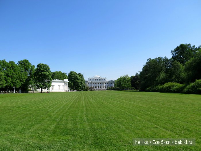 Фестиваль тюльпанов на Елагином острове в Санкт-Петербурге