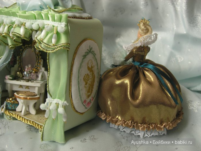 Кто живет в будильнике? Императрица